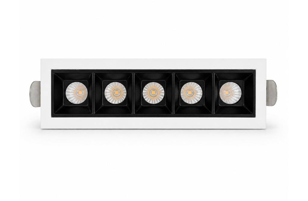LINA — 10W Adjustable Spotlight · 4000K · 30° · Black Reflector · CRI90
